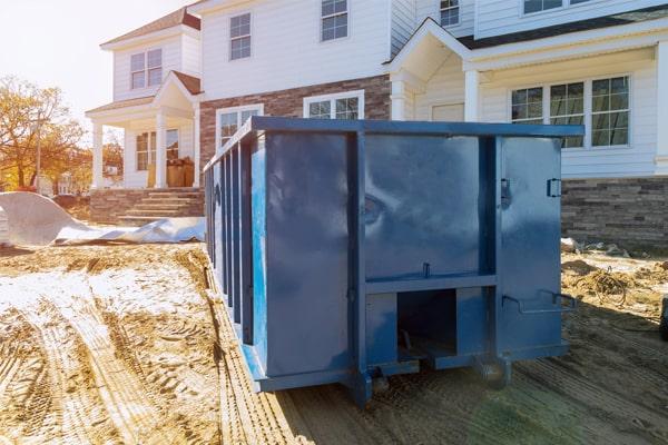 staff at Dumpster Rental of Hicksville